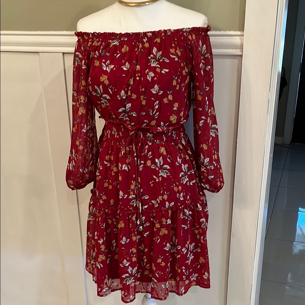 RYAN MICHELLE Floral Off-Shoulder Red Tiered Dress long sleeve Small Medium